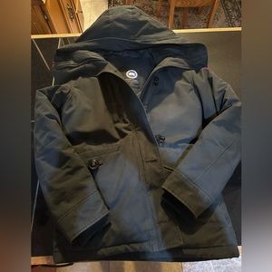 SOLD Canada Goose